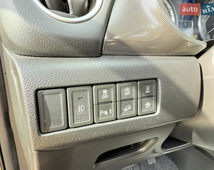 Желтый Сузуки Витара, объемом двигателя 1.37 л и пробегом 141 тыс. км за 17800 $, фото 60 на Automoto.ua