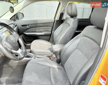 Желтый Сузуки Витара, объемом двигателя 1.37 л и пробегом 141 тыс. км за 17800 $, фото 59 на Automoto.ua