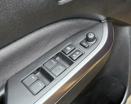 Желтый Сузуки Витара, объемом двигателя 1.4 л и пробегом 96 тыс. км за 19000 $, фото 41 на Automoto.ua