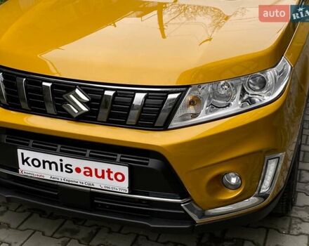 Сузуки Витара 2019 в Хмельницком на Automoto.ua Желтый Сузуки Витара, объемом двигателя 1 л и пробегом 78 тыс. км за 15999 $, фото 19 на Automoto.ua
