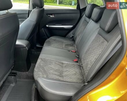 Жовтий Сузукі Вітара, об'ємом двигуна 1.37 л та пробігом 139 тис. км за 18700 $, фото 22 на Automoto.ua