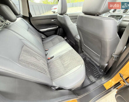 Желтый Сузуки Витара, объемом двигателя 1.37 л и пробегом 141 тыс. км за 17800 $, фото 24 на Automoto.ua