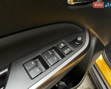 Сузуки Витара 2019 в Хмельницком на Automoto.ua Желтый Сузуки Витара, объемом двигателя 1 л и пробегом 78 тыс. км за 15999 $, фото 33 на Automoto.ua