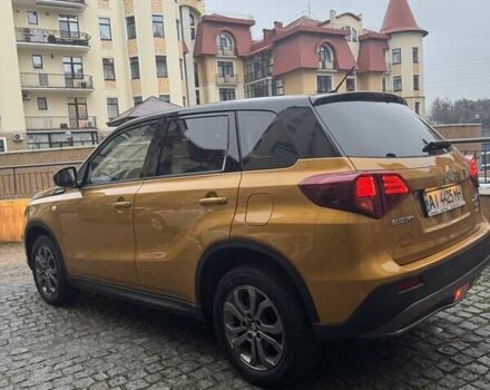 Желтый Сузуки Витара, объемом двигателя 1.59 л и пробегом 29 тыс. км за 19800 $, фото 7 на Automoto.ua