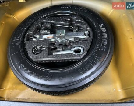 Жовтий Сузукі Вітара, об'ємом двигуна 1.59 л та пробігом 29 тис. км за 20500 $, фото 37 на Automoto.ua