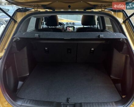 Желтый Сузуки Витара, объемом двигателя 1.59 л и пробегом 29 тыс. км за 19800 $, фото 29 на Automoto.ua