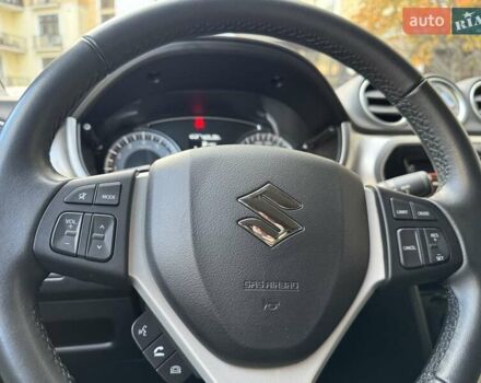 Жовтий Сузукі Вітара, об'ємом двигуна 1.59 л та пробігом 29 тис. км за 20500 $, фото 22 на Automoto.ua