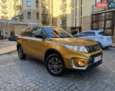 Жовтий Сузукі Вітара, об'ємом двигуна 1.59 л та пробігом 29 тис. км за 20500 $, фото 4 на Automoto.ua