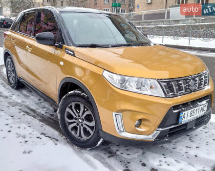 Жовтий Сузукі Вітара, об'ємом двигуна 1.59 л та пробігом 89 тис. км за 16800 $, фото 2 на Automoto.ua