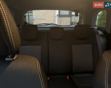 Желтый Сузуки Витара, объемом двигателя 1.59 л и пробегом 29 тыс. км за 19800 $, фото 17 на Automoto.ua