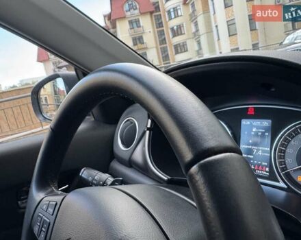 Жовтий Сузукі Вітара, об'ємом двигуна 1.59 л та пробігом 29 тис. км за 20500 $, фото 33 на Automoto.ua