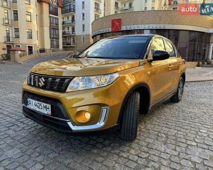 Жовтий Сузукі Вітара, об'ємом двигуна 1.59 л та пробігом 29 тис. км за 20500 $, фото 1 на Automoto.ua