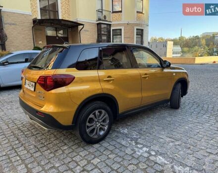 Жовтий Сузукі Вітара, об'ємом двигуна 1.59 л та пробігом 29 тис. км за 20500 $, фото 6 на Automoto.ua