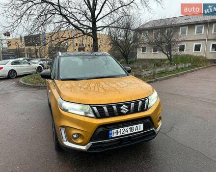 Желтый Сузуки Витара, объемом двигателя 1.37 л и пробегом 1 тыс. км за 19990 $, фото 8 на Automoto.ua