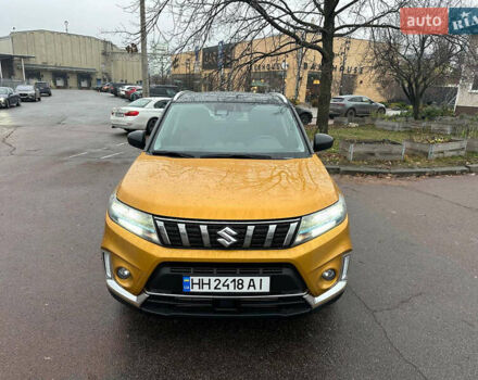 Желтый Сузуки Витара, объемом двигателя 1.37 л и пробегом 1 тыс. км за 19990 $, фото 9 на Automoto.ua