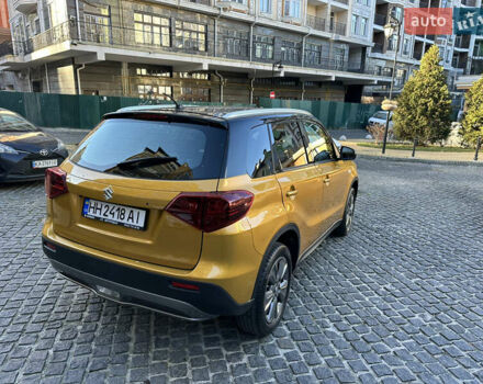Желтый Сузуки Витара, объемом двигателя 1.37 л и пробегом 1 тыс. км за 17900 $, фото 7 на Automoto.ua
