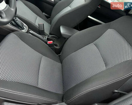 Желтый Сузуки Витара, объемом двигателя 1.37 л и пробегом 1 тыс. км за 19990 $, фото 14 на Automoto.ua