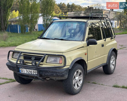 Жовтий Сузукі Вітара, об'ємом двигуна 1.59 л та пробігом 324 тис. км за 4300 $, фото 1 на Automoto.ua