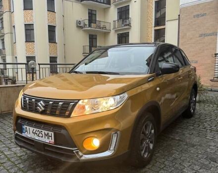 Жовтий Сузукі Вітара, об'ємом двигуна 1.59 л та пробігом 29 тис. км за 19800 $, фото 1 на Automoto.ua