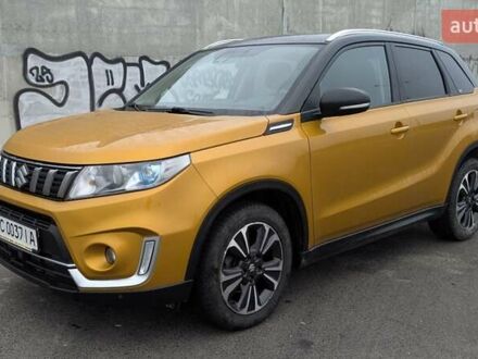 Жовтий Сузукі Вітара, об'ємом двигуна 1.37 л та пробігом 47 тис. км за 21500 $, фото 1 на Automoto.ua