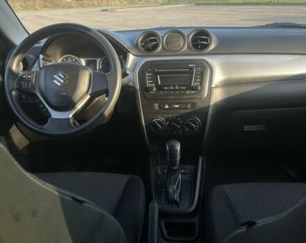 Серый Сузуки Витара, объемом двигателя 1.6 л и пробегом 200 тыс. км за 14000 $, фото 4 на Automoto.ua