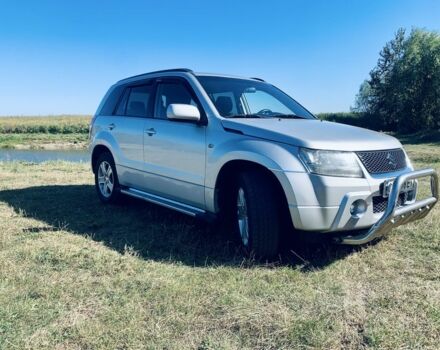 Сірий Сузукі Вітара, об'ємом двигуна 2 л та пробігом 170 тис. км за 7200 $, фото 1 на Automoto.ua