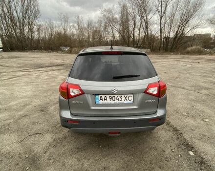 Серый Сузуки Витара, объемом двигателя 1.6 л и пробегом 174 тыс. км за 15000 $, фото 3 на Automoto.ua
