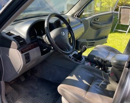 Серый Сузуки Витара, объемом двигателя 2 л и пробегом 270 тыс. км за 3300 $, фото 4 на Automoto.ua