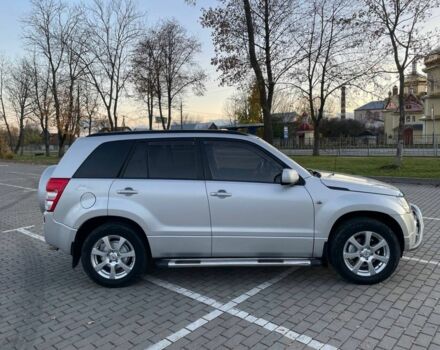 Серый Сузуки Витара, объемом двигателя 2 л и пробегом 230 тыс. км за 6350 $, фото 2 на Automoto.ua