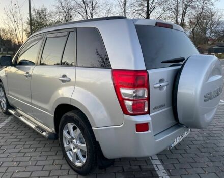 Серый Сузуки Витара, объемом двигателя 2 л и пробегом 230 тыс. км за 6350 $, фото 6 на Automoto.ua