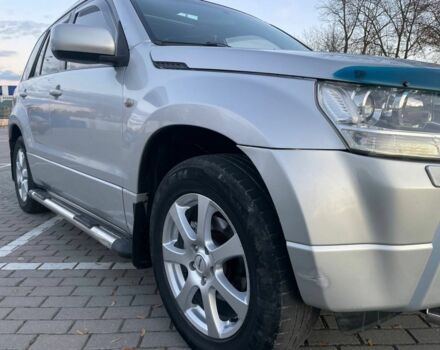 Серый Сузуки Витара, объемом двигателя 2 л и пробегом 230 тыс. км за 6350 $, фото 3 на Automoto.ua