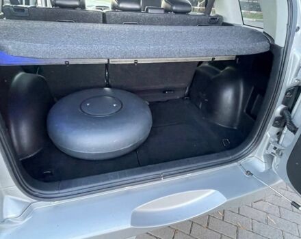 Серый Сузуки Витара, объемом двигателя 2 л и пробегом 230 тыс. км за 6350 $, фото 11 на Automoto.ua