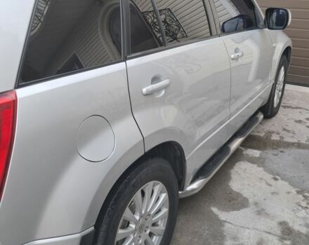 Серый Сузуки Витара, объемом двигателя 2 л и пробегом 169 тыс. км за 7034 $, фото 3 на Automoto.ua