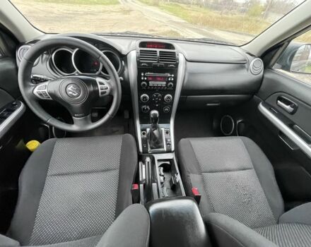 Серый Сузуки Витара, объемом двигателя 2 л и пробегом 218 тыс. км за 6900 $, фото 10 на Automoto.ua