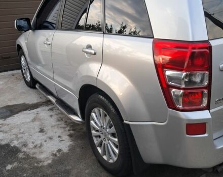 Серый Сузуки Витара, объемом двигателя 2 л и пробегом 169 тыс. км за 7034 $, фото 2 на Automoto.ua
