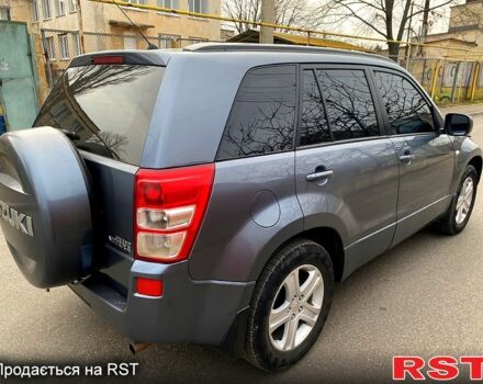 Серый Сузуки Витара, объемом двигателя 2 л и пробегом 110 тыс. км за 8300 $, фото 3 на Automoto.ua