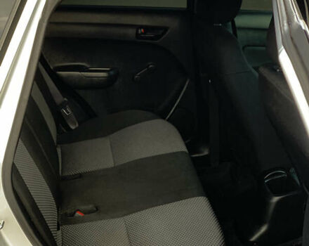 Серый Сузуки Витара, объемом двигателя 1.59 л и пробегом 147 тыс. км за 13500 $, фото 11 на Automoto.ua