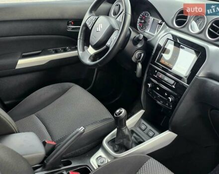 Сірий Сузукі Вітара, об'ємом двигуна 1.59 л та пробігом 111 тис. км за 8700 $, фото 24 на Automoto.ua