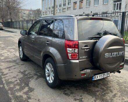 Серый Сузуки Витара, объемом двигателя 2.4 л и пробегом 120 тыс. км за 9800 $, фото 5 на Automoto.ua