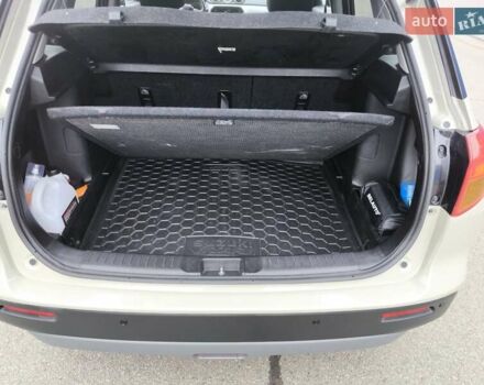 Серый Сузуки Витара, объемом двигателя 1.59 л и пробегом 130 тыс. км за 17500 $, фото 13 на Automoto.ua