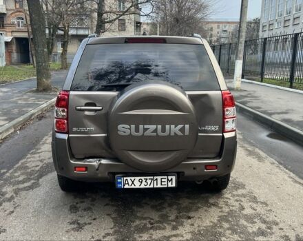 Серый Сузуки Витара, объемом двигателя 2.4 л и пробегом 120 тыс. км за 9800 $, фото 3 на Automoto.ua