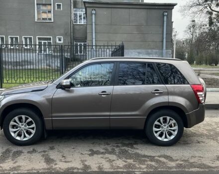 Серый Сузуки Витара, объемом двигателя 2.4 л и пробегом 120 тыс. км за 9800 $, фото 6 на Automoto.ua