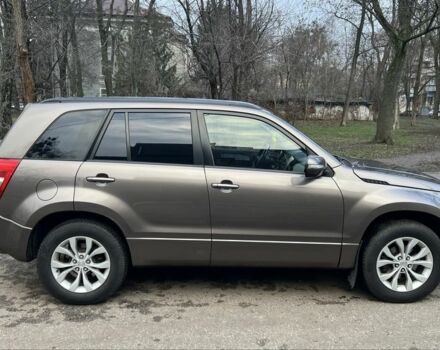Серый Сузуки Витара, объемом двигателя 2.4 л и пробегом 120 тыс. км за 9800 $, фото 7 на Automoto.ua
