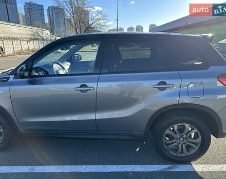 Серый Сузуки Витара, объемом двигателя 1.59 л и пробегом 158 тыс. км за 14800 $, фото 6 на Automoto.ua