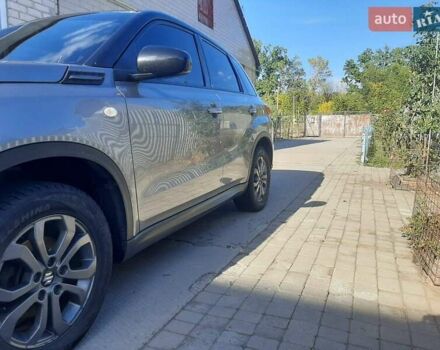 Сірий Сузукі Вітара, об'ємом двигуна 1.59 л та пробігом 124 тис. км за 13500 $, фото 1 на Automoto.ua