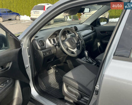 Серый Сузуки Витара, объемом двигателя 1.59 л и пробегом 86 тыс. км за 15400 $, фото 13 на Automoto.ua