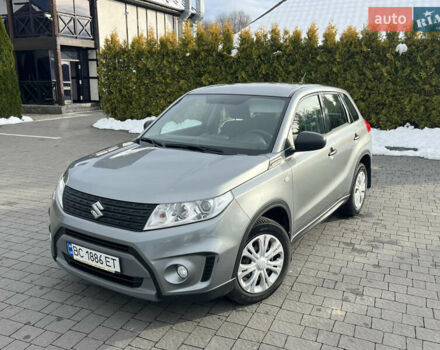 Серый Сузуки Витара, объемом двигателя 1.59 л и пробегом 86 тыс. км за 15400 $, фото 2 на Automoto.ua