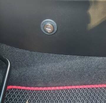 Серый Сузуки Витара, объемом двигателя 1.37 л и пробегом 90 тыс. км за 16100 $, фото 11 на Automoto.ua