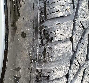 Серый Сузуки Витара, объемом двигателя 1.6 л и пробегом 70 тыс. км за 15000 $, фото 9 на Automoto.ua