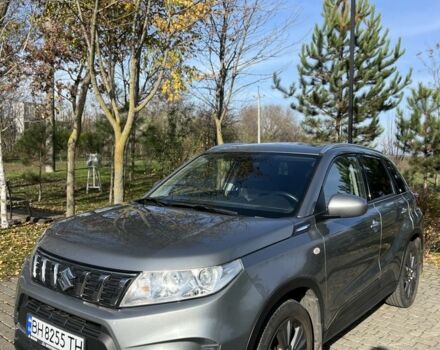 Серый Сузуки Витара, объемом двигателя 1 л и пробегом 50 тыс. км за 15300 $, фото 3 на Automoto.ua